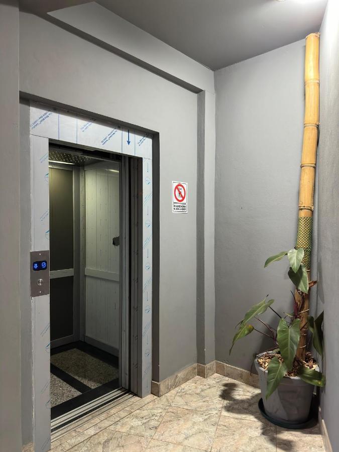 Apartment Calas